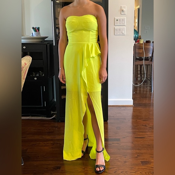 green emerald velvet dress Dress The Population Women's Kai Strapless Gown - Tan/Beige - Size XL main image 1